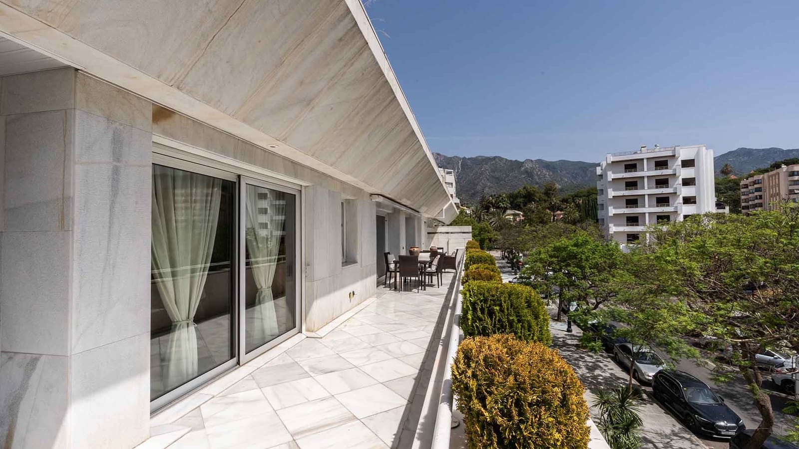 4 soveværelse Lejlighed til salg i Marbella med swimmingpool - € 2.550.000 (Ref: 9081565)