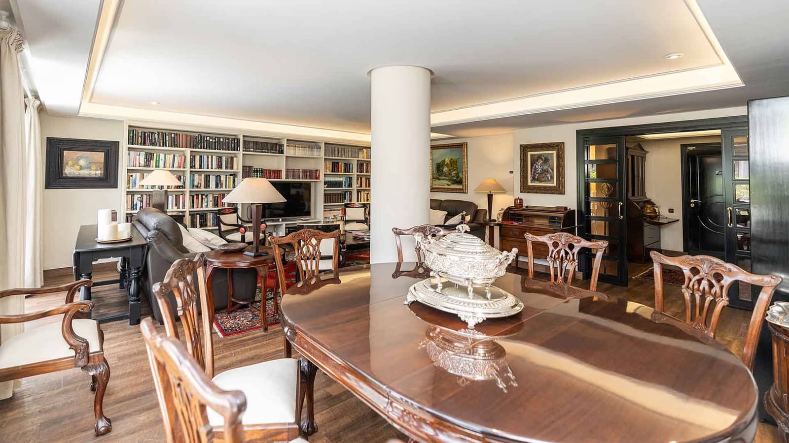 4 soveværelse Lejlighed til salg i Marbella med swimmingpool - € 2.550.000 (Ref: 9081565)