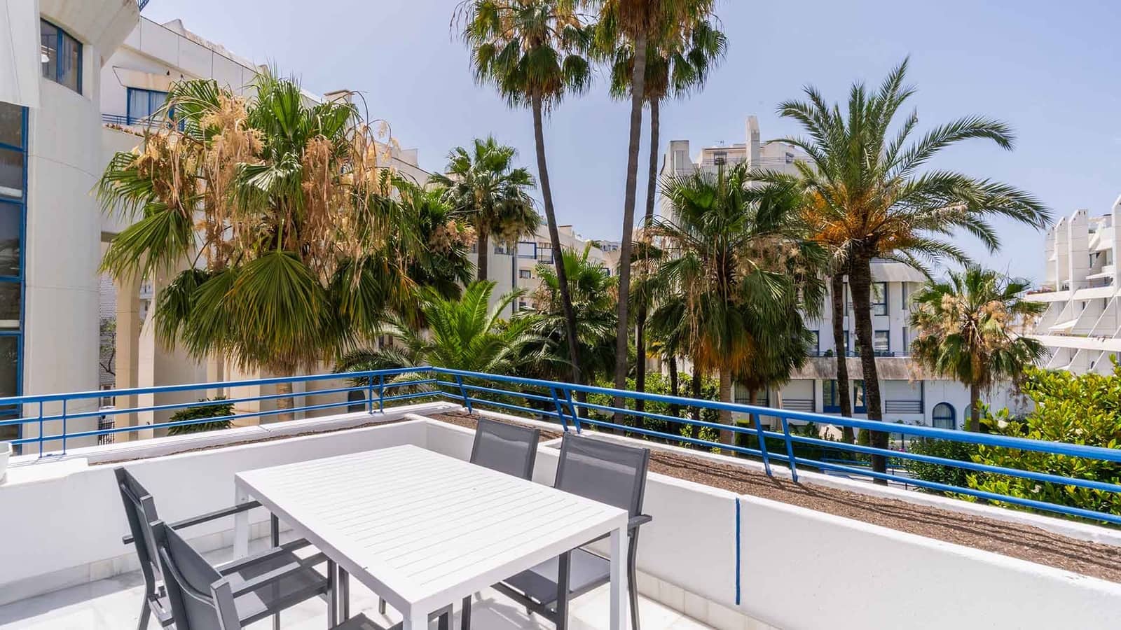 2 soverom Leilighet til salgs i Marbella med svømmebasseng - € 795 000 (Ref: 9081566)