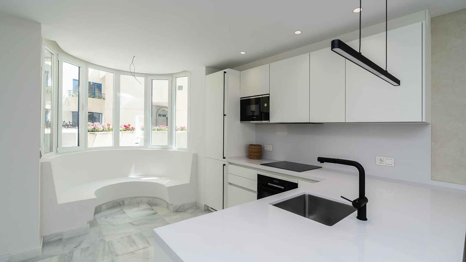 2 soverom Leilighet til salgs i Marbella med svømmebasseng - € 795 000 (Ref: 9081566)