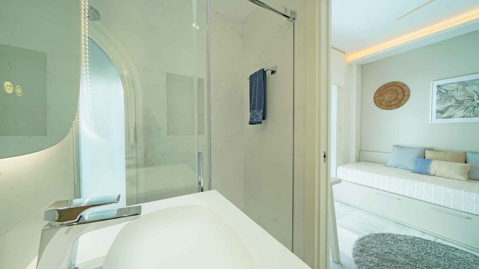 2 slaapkamer Appartement te koop in Marbella met zwembad - € 795.000 (Ref: 9081566)