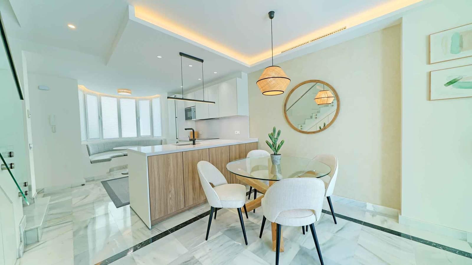 2 slaapkamer Appartement te koop in Marbella met zwembad - € 795.000 (Ref: 9081566)