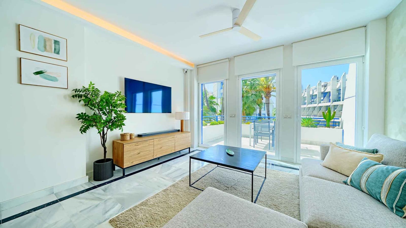 2 slaapkamer Appartement te koop in Marbella met zwembad - € 795.000 (Ref: 9081566)