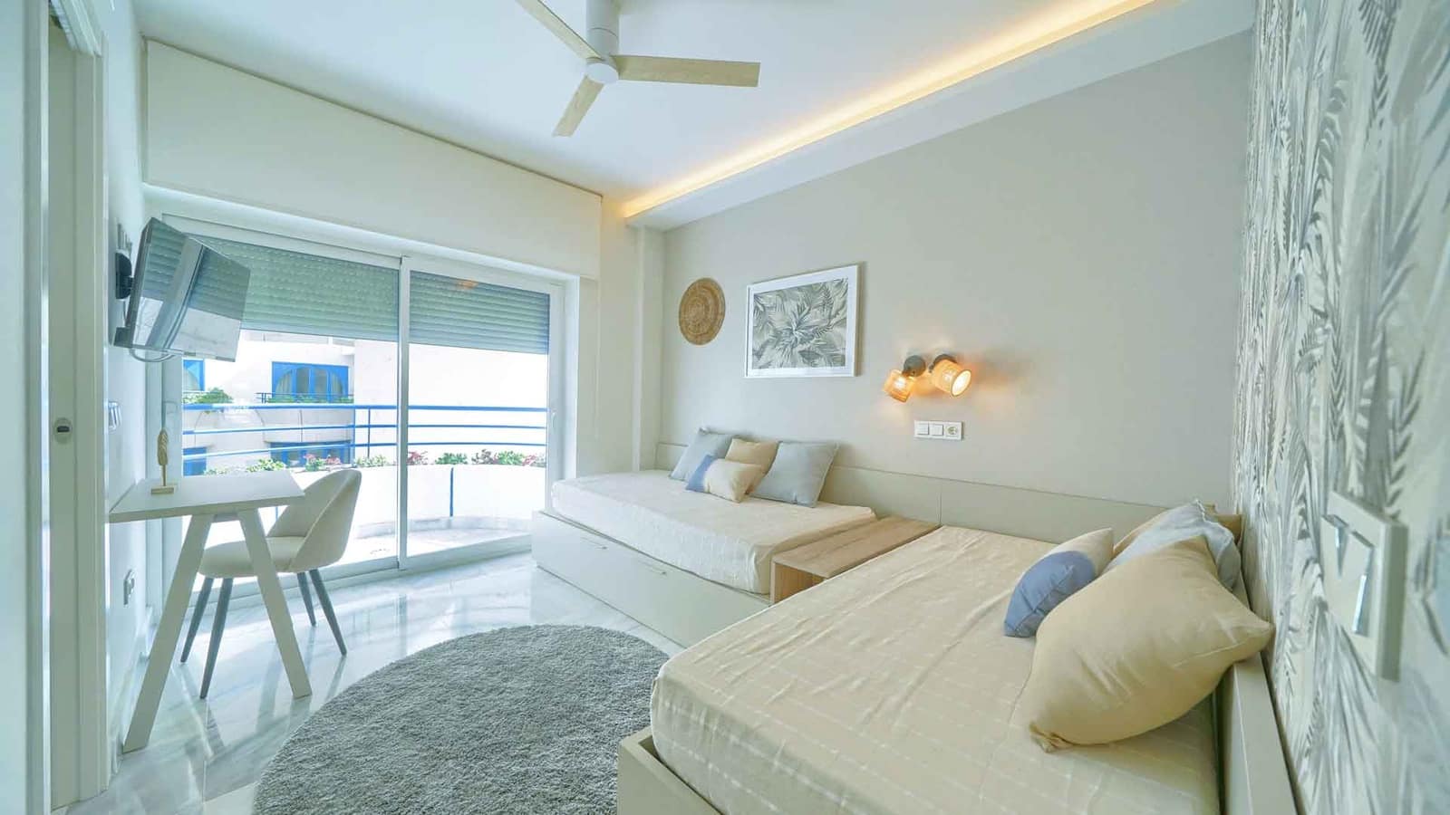 2 slaapkamer Appartement te koop in Marbella met zwembad - € 795.000 (Ref: 9081566)