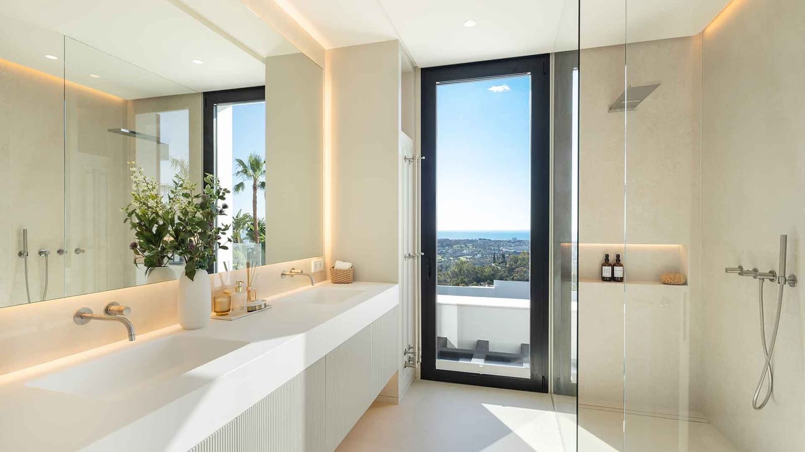 7 soverom Villa til salgs i Monte Halcones med svømmebasseng - € 9 600 000 (Ref: 9089894)