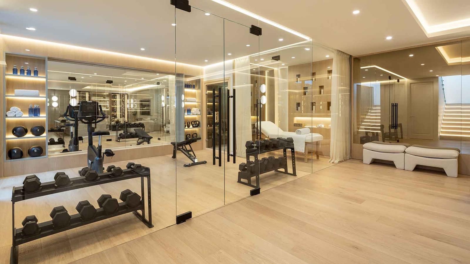 7 soverom Villa til salgs i Monte Halcones med svømmebasseng - € 9 600 000 (Ref: 9089894)