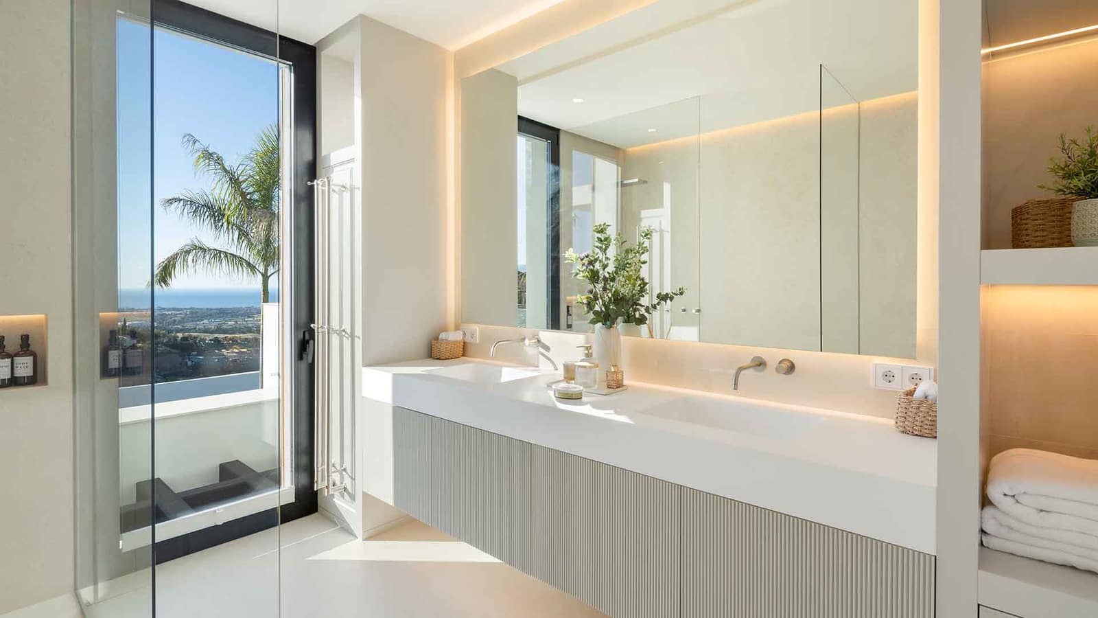 7 soverom Villa til salgs i Monte Halcones med svømmebasseng - € 9 600 000 (Ref: 9089894)