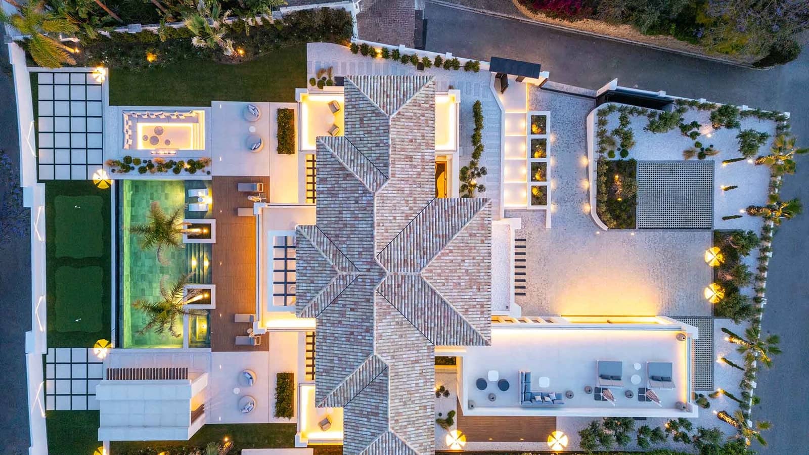 7 soverom Villa til salgs i Monte Halcones med svømmebasseng - € 9 600 000 (Ref: 9089894)