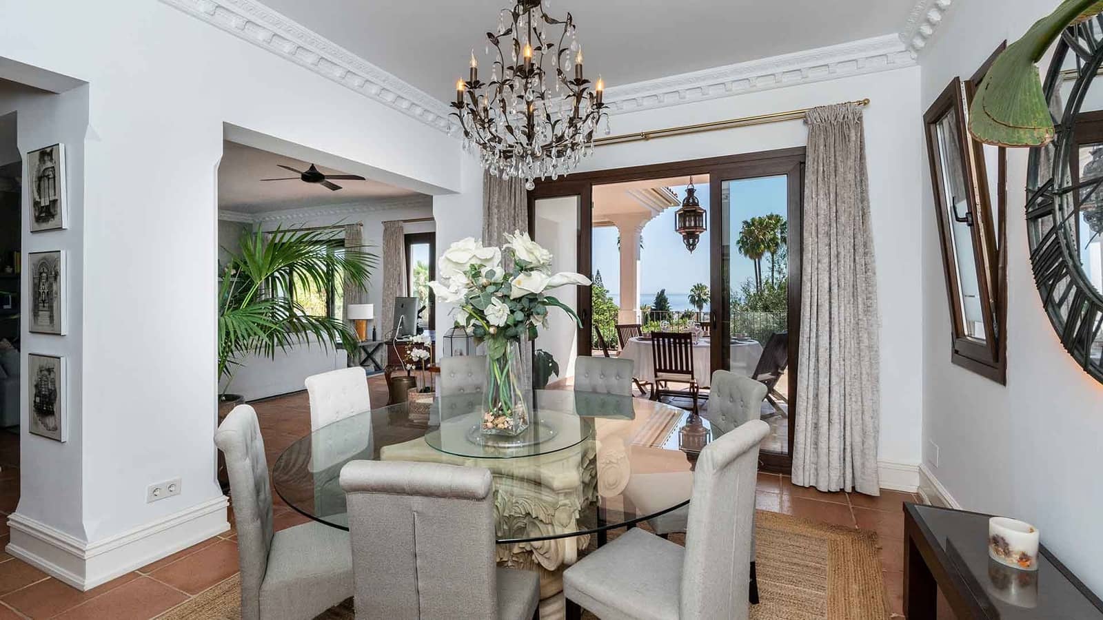 5 soveværelse Villa til salg i Marbella med swimmingpool - € 3.850.000 (Ref: 9104736)