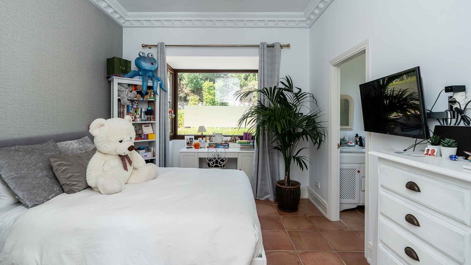 5 soveværelse Villa til salg i Marbella med swimmingpool - € 3.850.000 (Ref: 9104736)