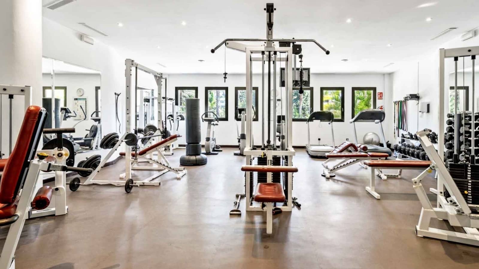 3 chambre Appartement à vendre à Puerto Banus avec piscine - 6 900 000 € (Ref: 9108815)