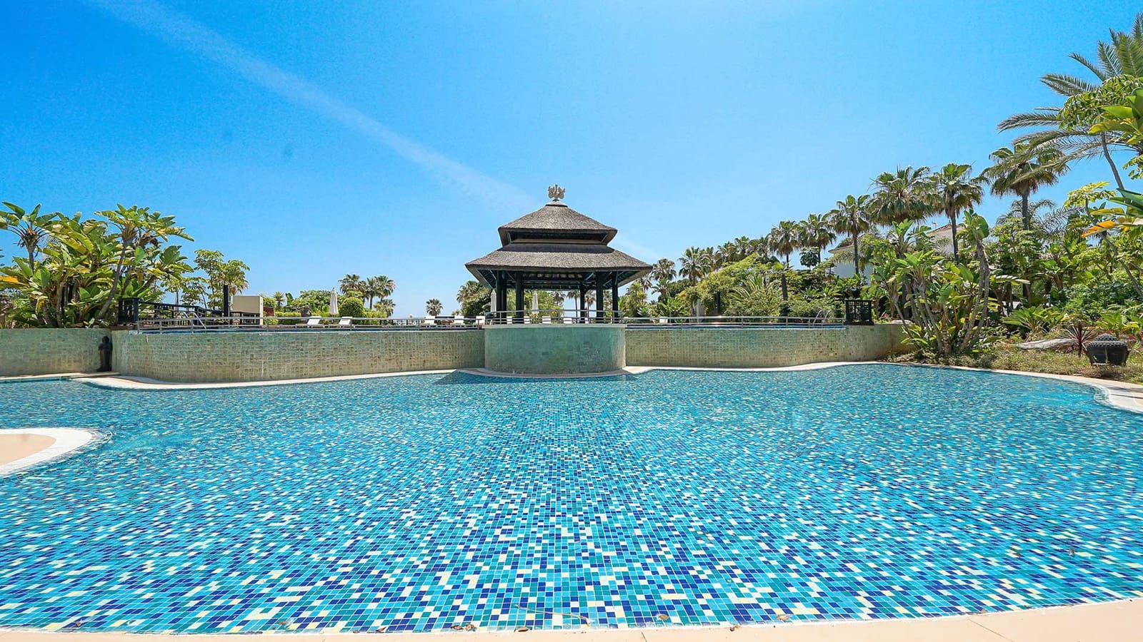 3 chambre Appartement à vendre à Puerto Banus avec piscine - 6 900 000 € (Ref: 9108815)