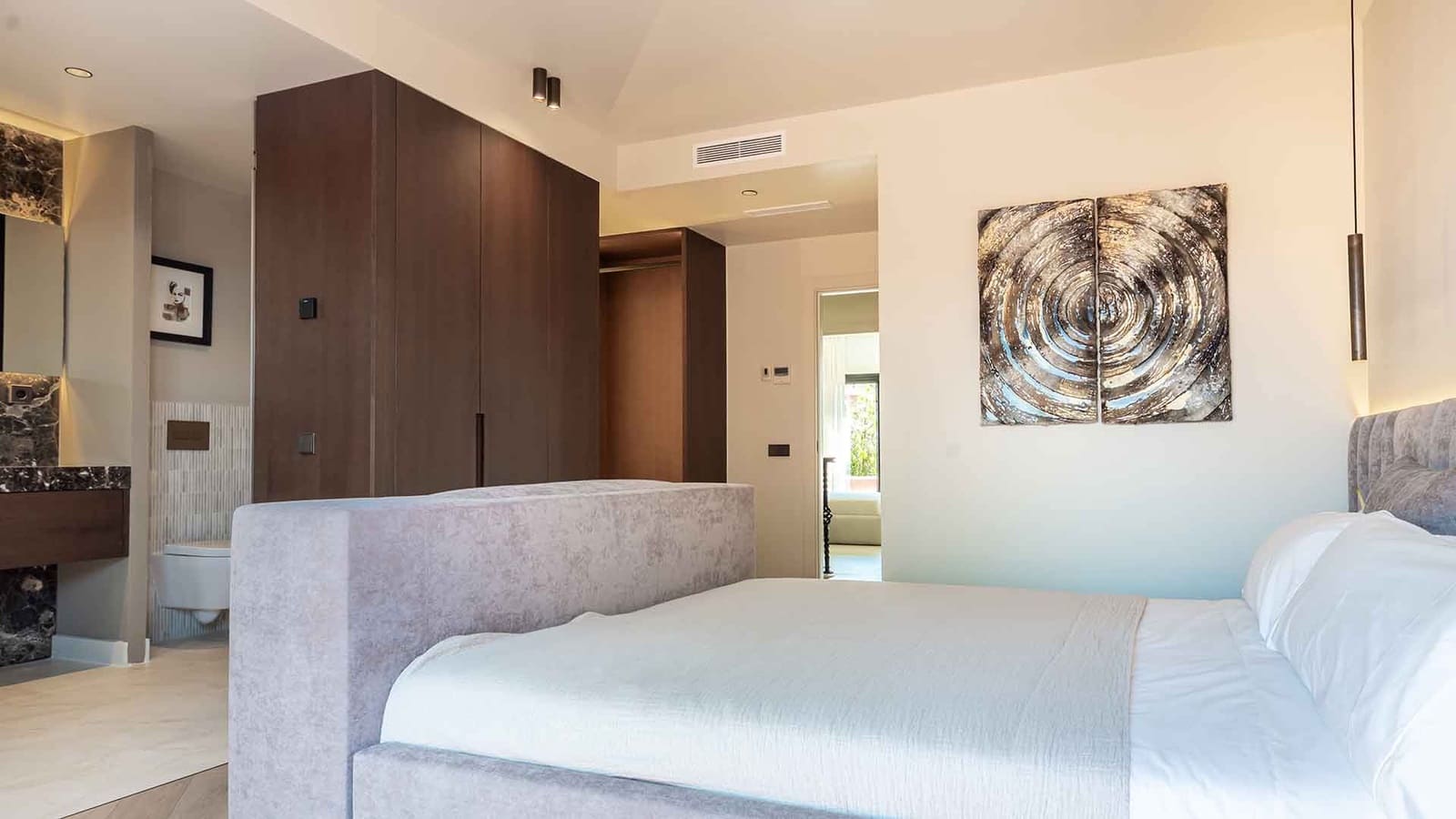 4 soveværelse Byhus til salg i Golden Mile med swimmingpool - € 1.995.000 (Ref: 9116236)