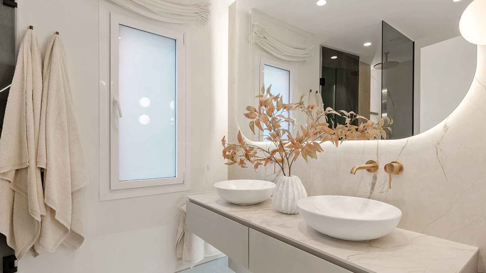 3 soveværelse Lejlighed til salg i Estepona med swimmingpool - € 2.350.000 (Ref: 9126851)