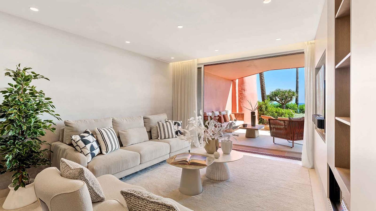 3 soveværelse Lejlighed til salg i Estepona med swimmingpool - € 2.350.000 (Ref: 9126851)