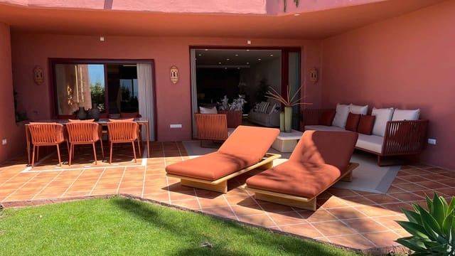 3 soveværelse Lejlighed til salg i Centro, Estepona med swimmingpool - € 2.350.000 (Ref: 9126851)