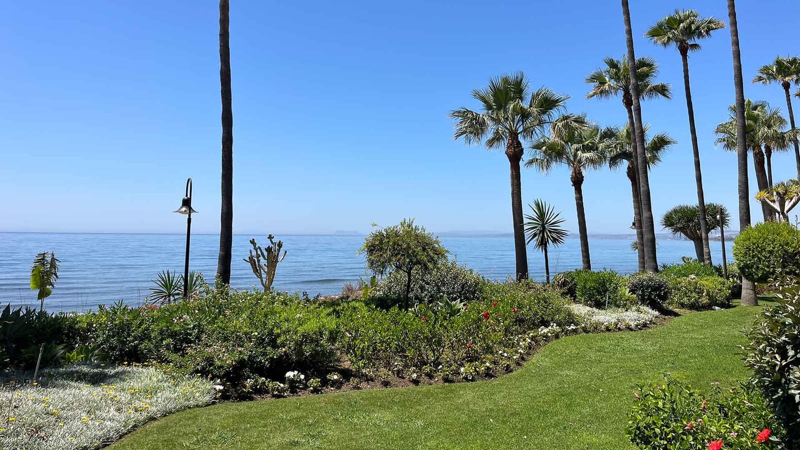 3 soveværelse Lejlighed til salg i Estepona med swimmingpool - € 2.350.000 (Ref: 9126851)