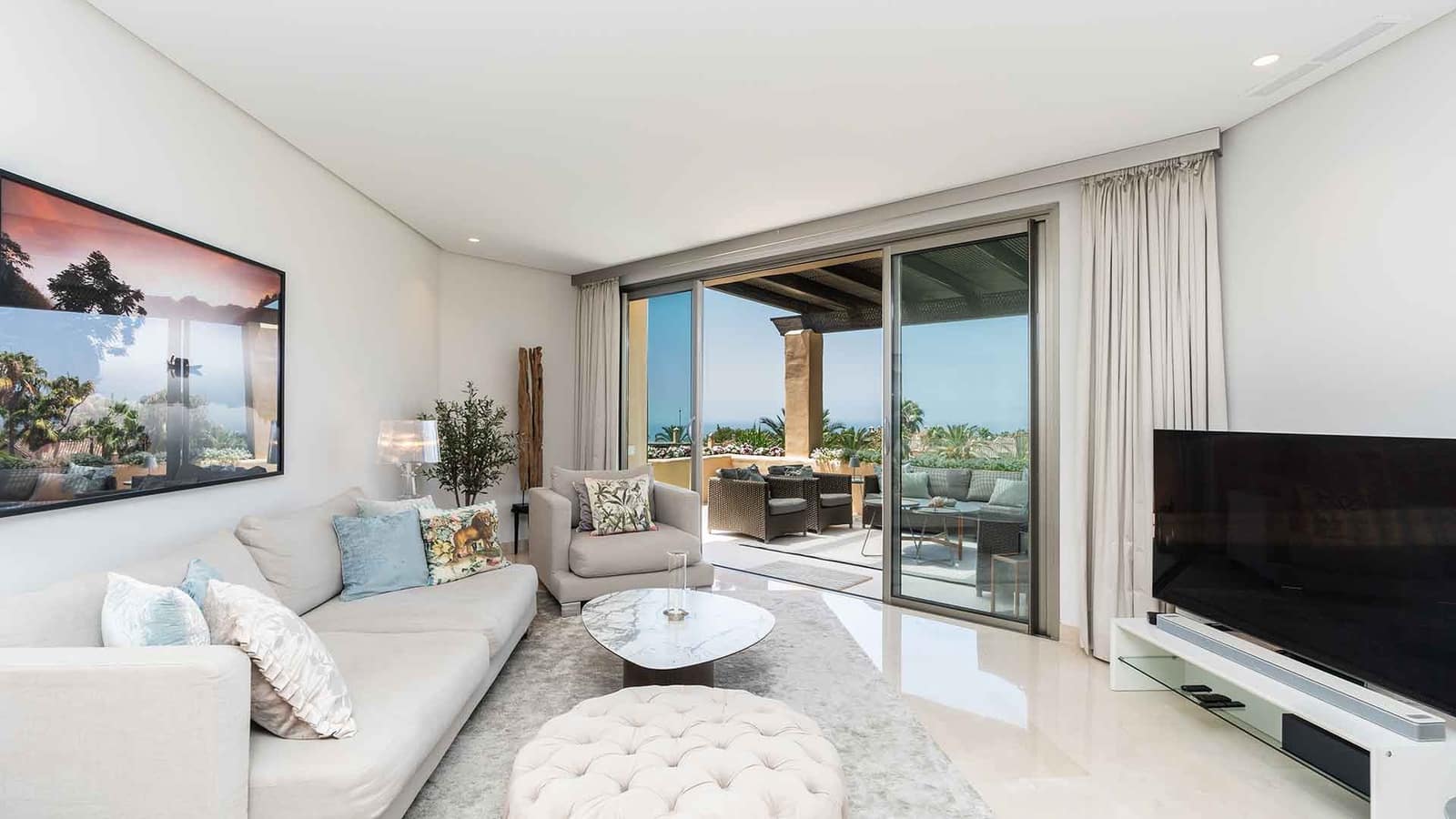 2 soveværelse Penthouse til salg i Golden Mile med swimmingpool - € 2.095.000 (Ref: 9129824)