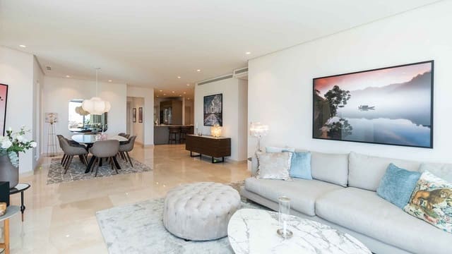 2 chambre Penthouse à vendre à Lomas De Marbella, Marbella avec piscine - 2 095 000 € (Ref: 9129824)