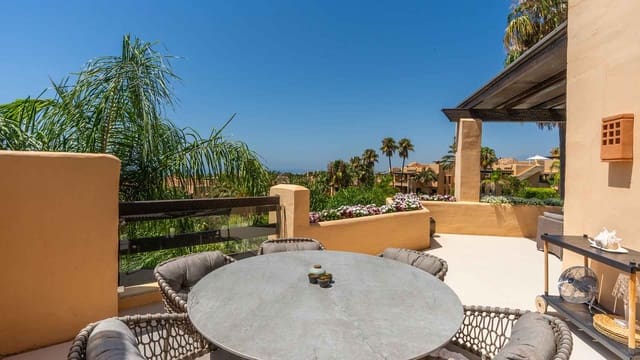 2 chambre Penthouse à vendre à Lomas De Marbella, Marbella avec piscine - 2 095 000 € (Ref: 9129824)