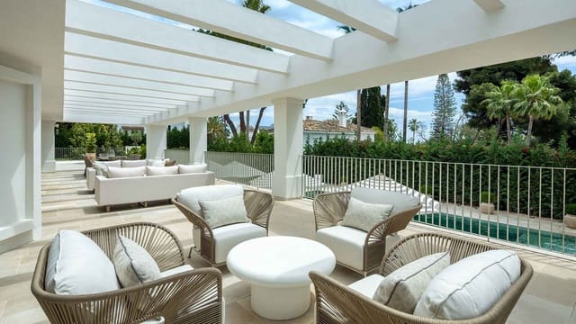 6 soveværelse Villa til salg i Lomas De Marbella, Marbella med swimmingpool - € 8.950.000 (Ref: 9129825)
