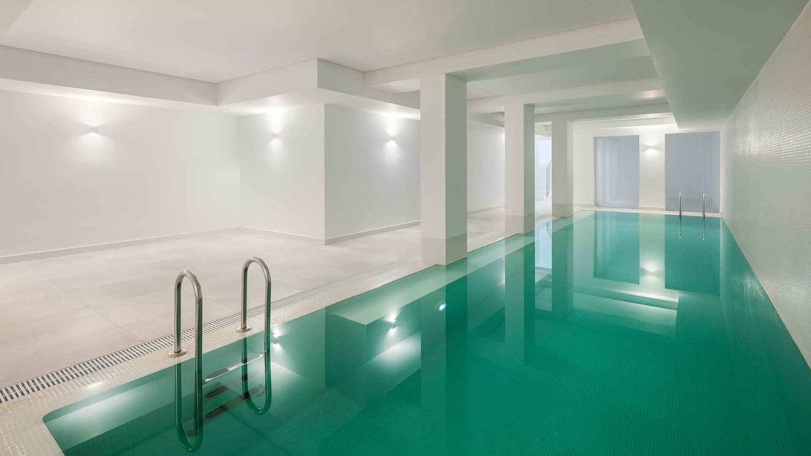 5 soveværelse Villa til salg i El Madronal med swimmingpool - € 8.350.000 (Ref: 9132517)