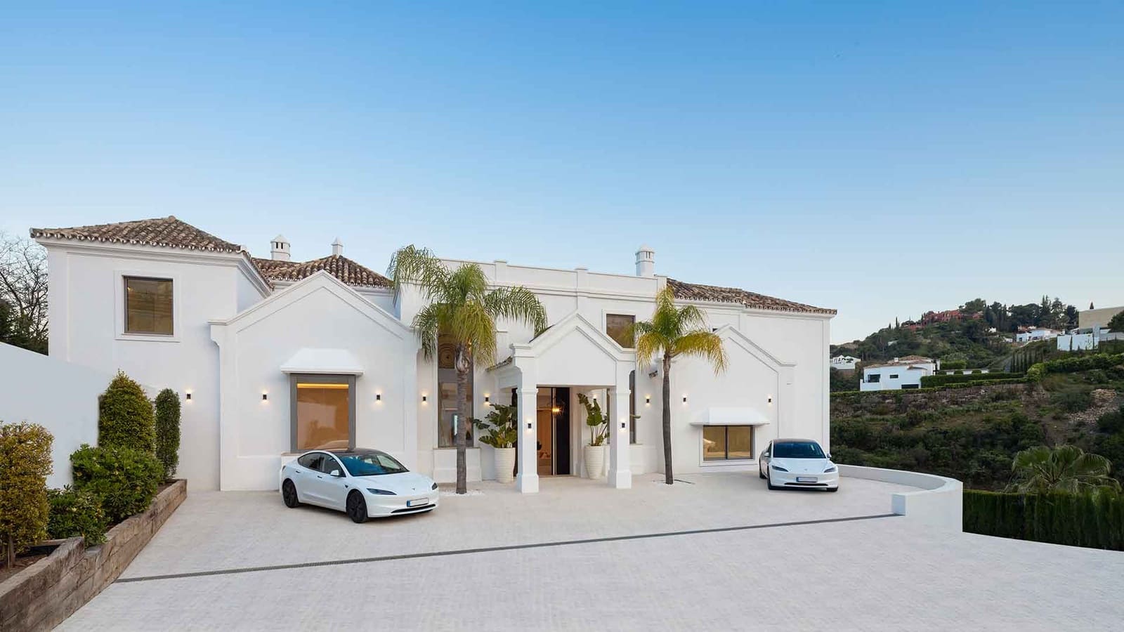 5 soveværelse Villa til salg i El Madronal med swimmingpool - € 8.350.000 (Ref: 9132517)