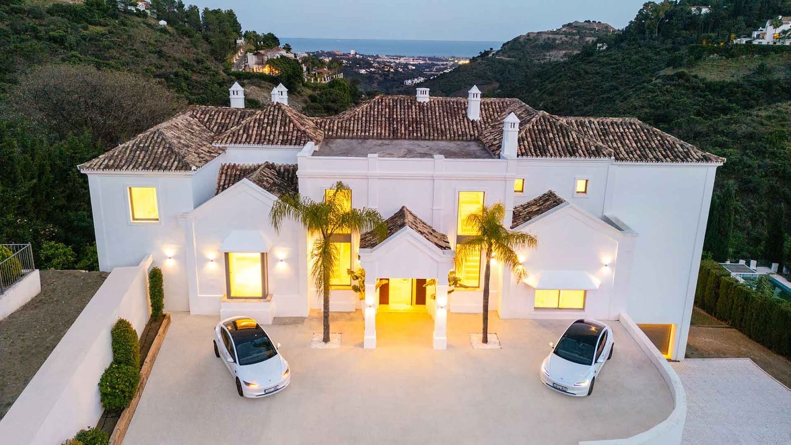 5 soveværelse Villa til salg i El Madronal med swimmingpool - € 8.350.000 (Ref: 9132517)