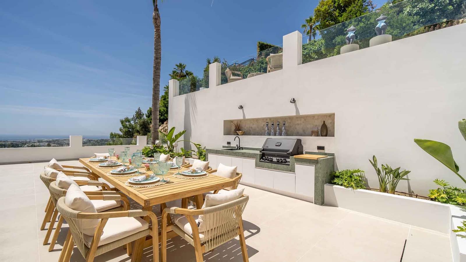 5 makuuhuone Huvila myytävänä paikassa Nueva Andalucia mukana uima-altaan - 4 950 000 € (Ref: 9143007)