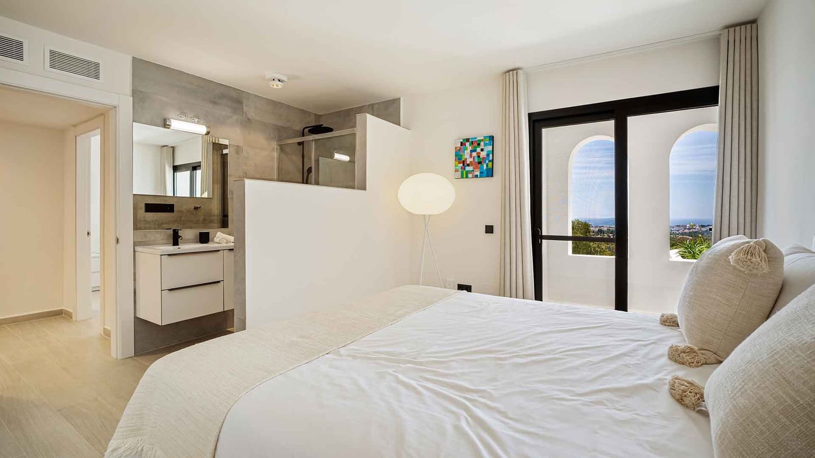 5 makuuhuone Huvila myytävänä paikassa Nueva Andalucia mukana uima-altaan - 4 950 000 € (Ref: 9143007)