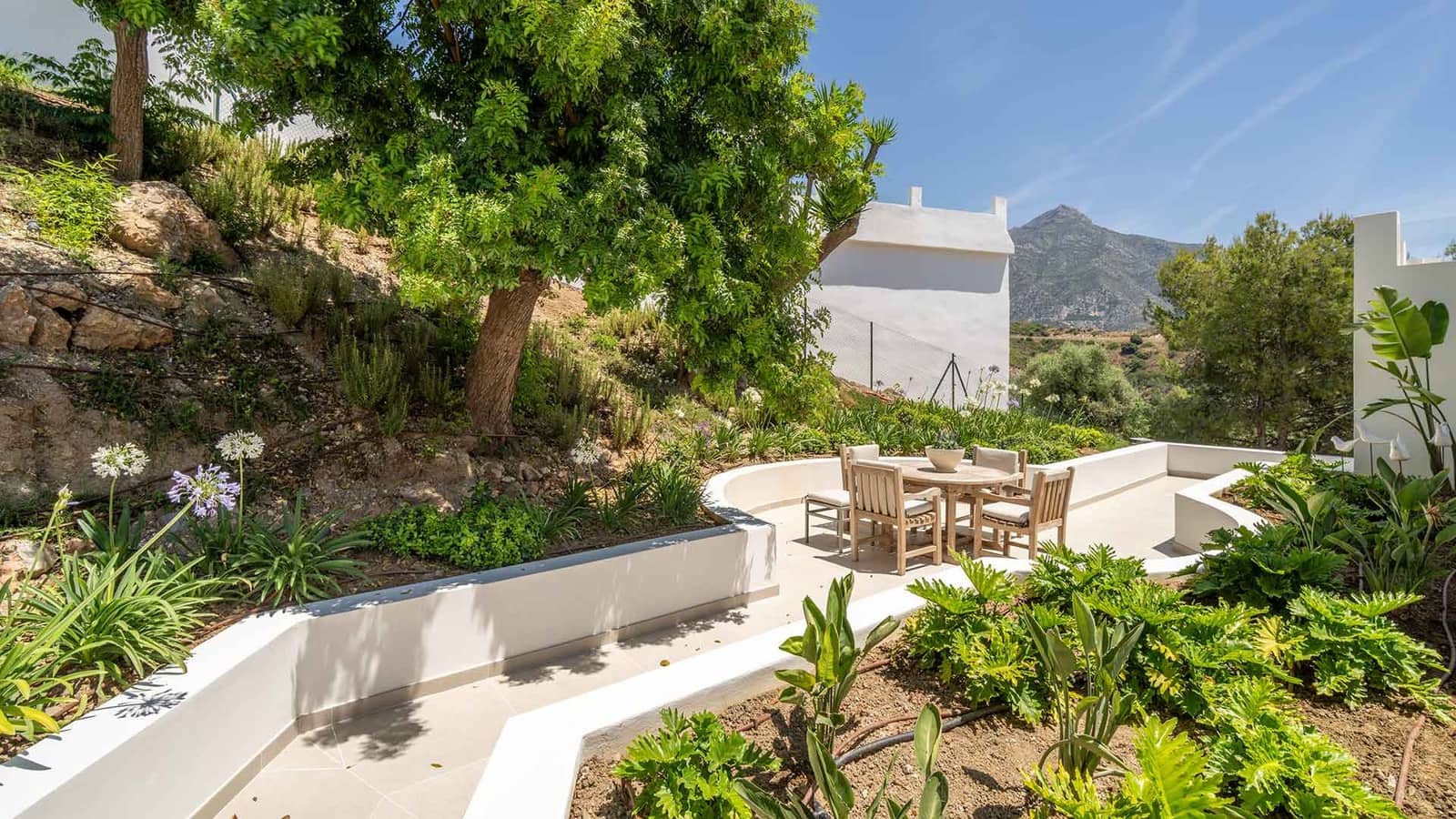 5 makuuhuone Huvila myytävänä paikassa Nueva Andalucia mukana uima-altaan - 4 950 000 € (Ref: 9143007)