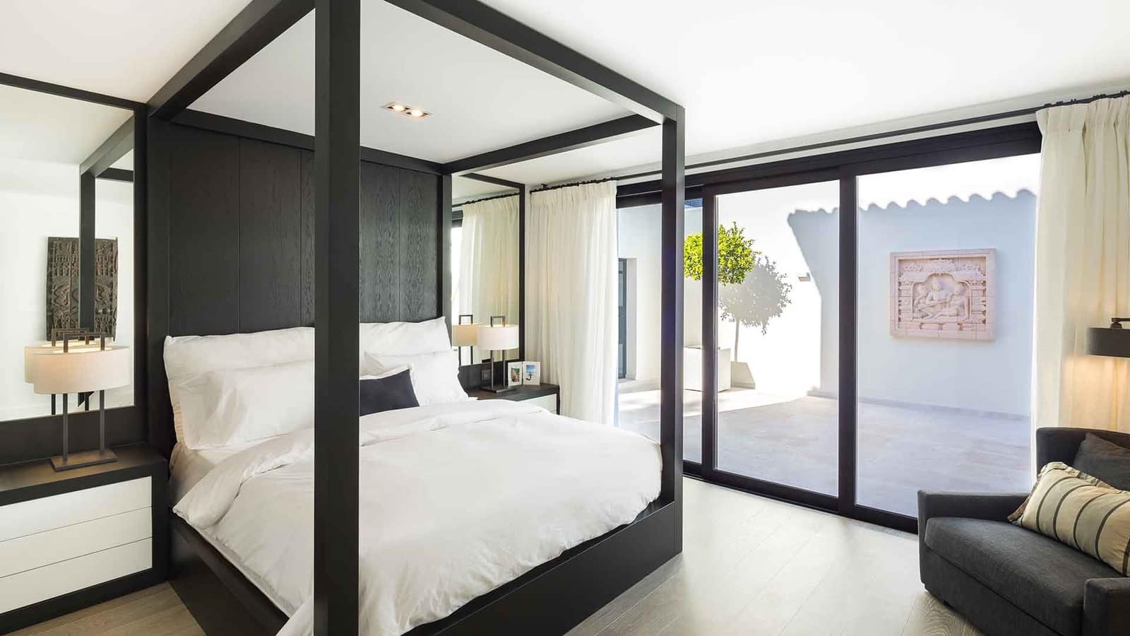 5 soverom Villa til salgs i Aloha Golf med svømmebasseng - € 4 975 000 (Ref: 9143008)