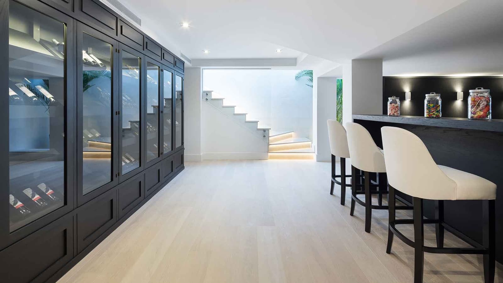 5 soverom Villa til salgs i Aloha Golf med svømmebasseng - € 4 975 000 (Ref: 9143008)