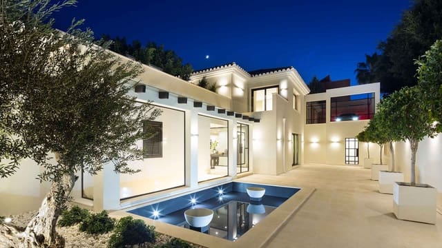 5 soverom Villa til salgs i Aloha Golf, Marbella med svømmebasseng - € 4 975 000 (Ref: 9143008)