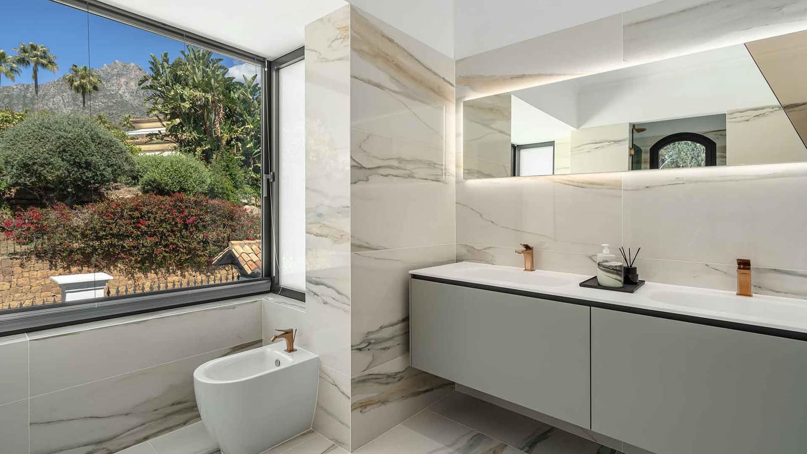 5 soveværelse Villa til salg i Golden Mile med swimmingpool - € 6.980.000 (Ref: 9143561)