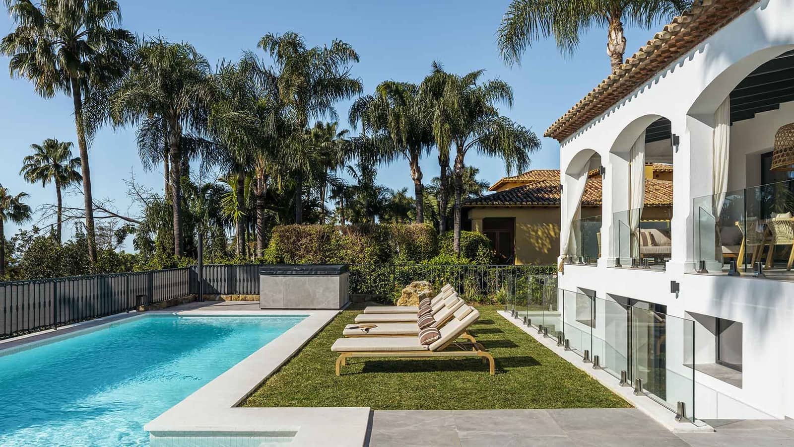 5 soveværelse Villa til salg i Golden Mile med swimmingpool - € 6.980.000 (Ref: 9143561)