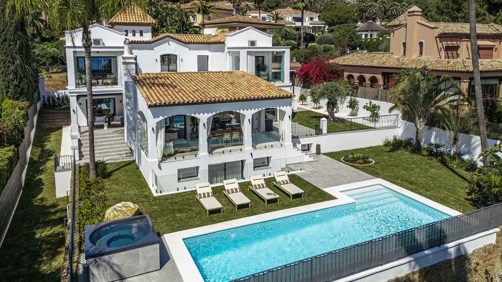 5 soveværelse Villa til salg i Golden Mile med swimmingpool - € 6.980.000 (Ref: 9143561)