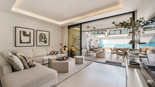 5 chambre Villa/Maison Semi-Mitoyenne à vendre à Puerto Banus, Marbella avec piscine - 2 675 000 € (Ref: 9159583)