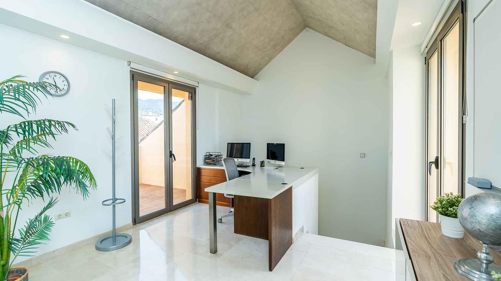 Kontor til salg i Golden Mile - € 420.000 (Ref: 9162368)