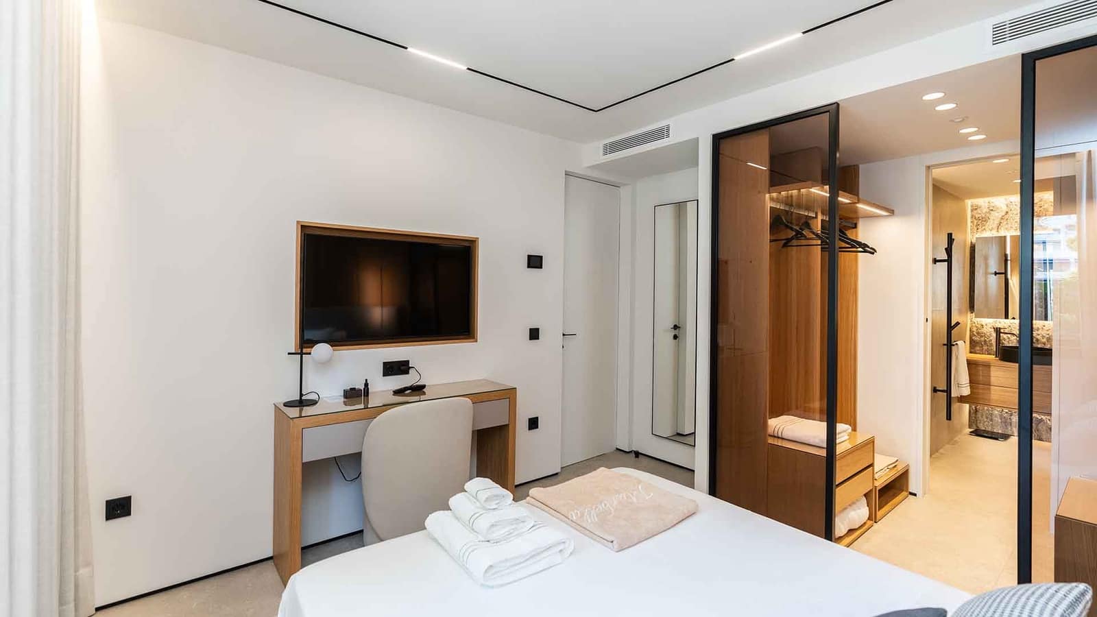 2 soveværelse Lejlighed til salg i Nueva Andalucia med swimmingpool - € 750.000 (Ref: 9162369)