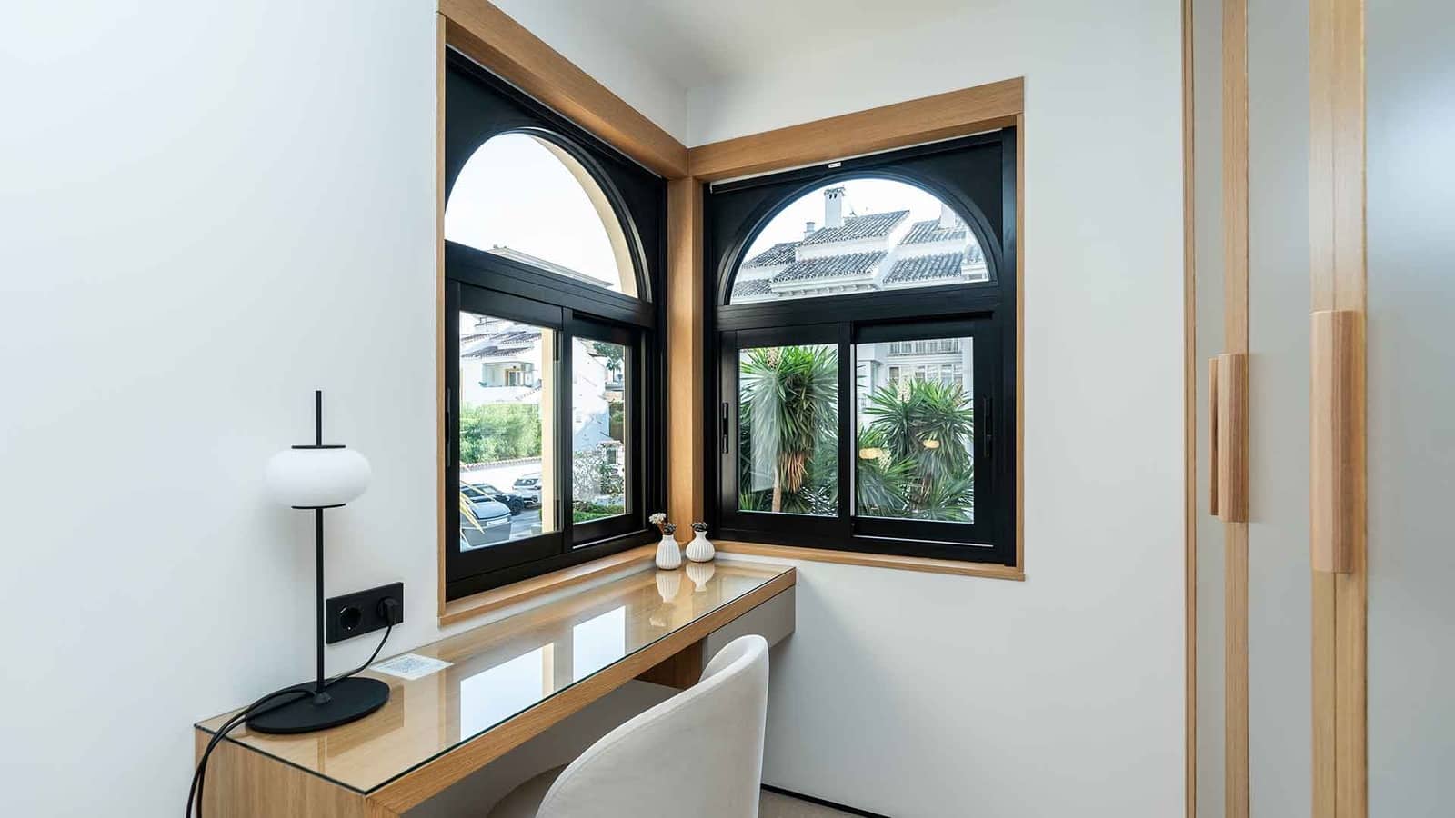 2 soveværelse Lejlighed til salg i Nueva Andalucia med swimmingpool - € 750.000 (Ref: 9162369)