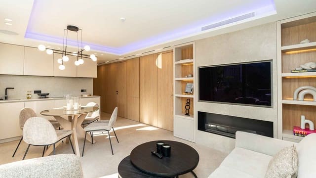 2 chambre Appartement à vendre à Nueva Andalucía Centro, Marbella avec piscine - 750 000 € (Ref: 9162369)