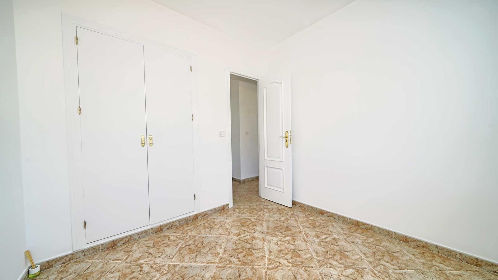 2 sovrum Takvåning till salu i Marbella - 450 000 € (Ref: 9163920)