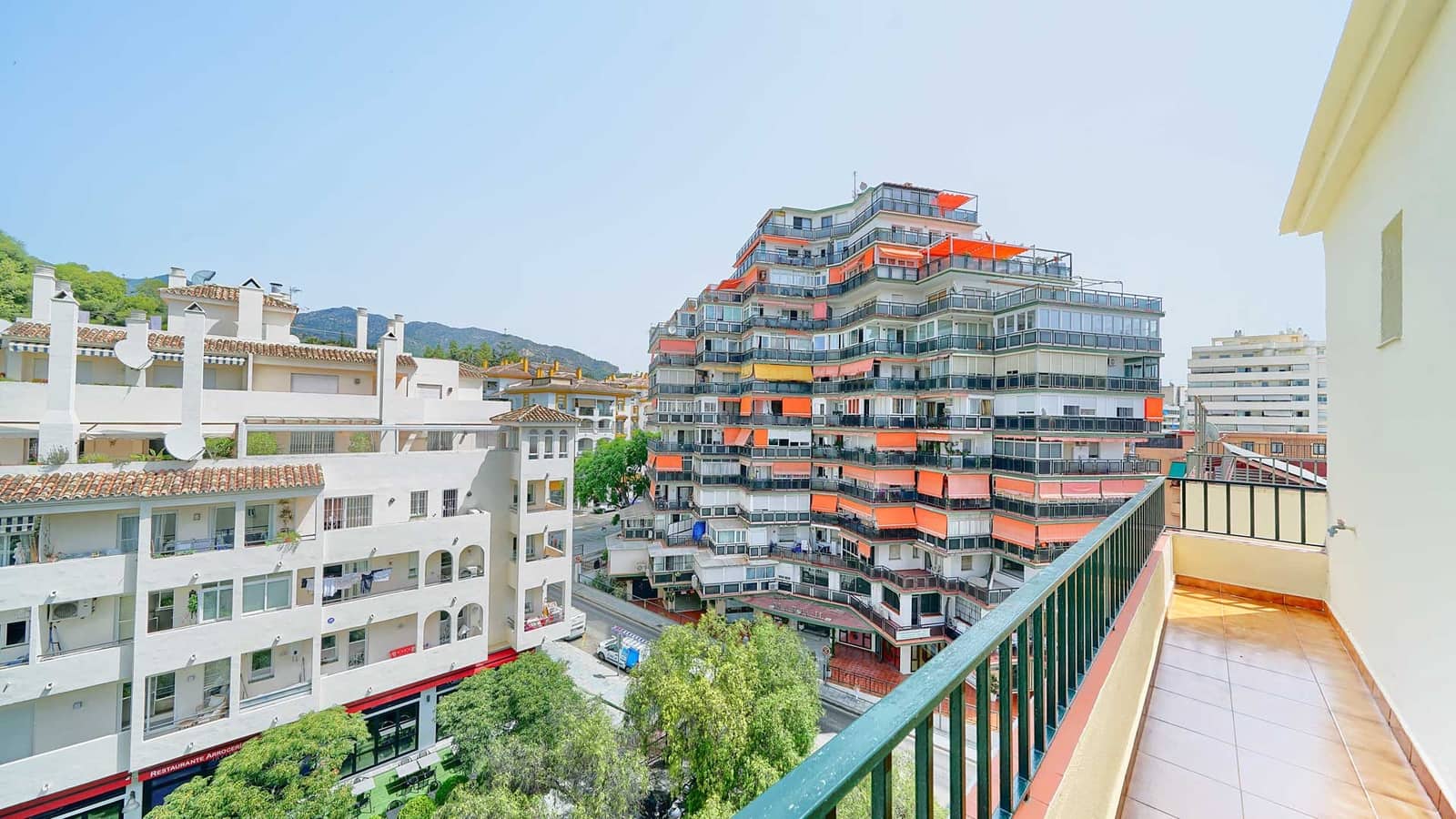 2 sovrum Takvåning till salu i Marbella - 450 000 € (Ref: 9163920)