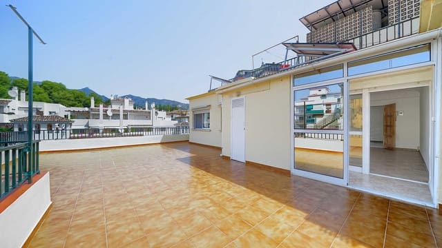 2 soverom Penthouse til salgs i Playa Bajadilla - Puertos, Marbella - € 450 000 (Ref: 9163920)