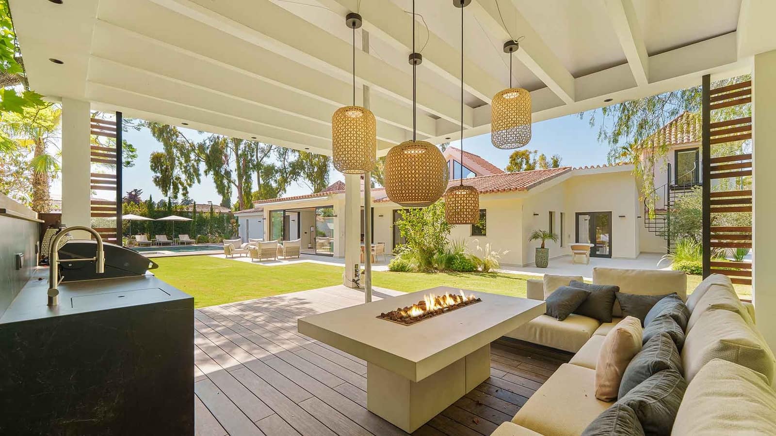 5 sypialnia Willa na sprzedaż w San Pedro de Alcantara z basenem - 6 500 000 € (Ref: 9174596)