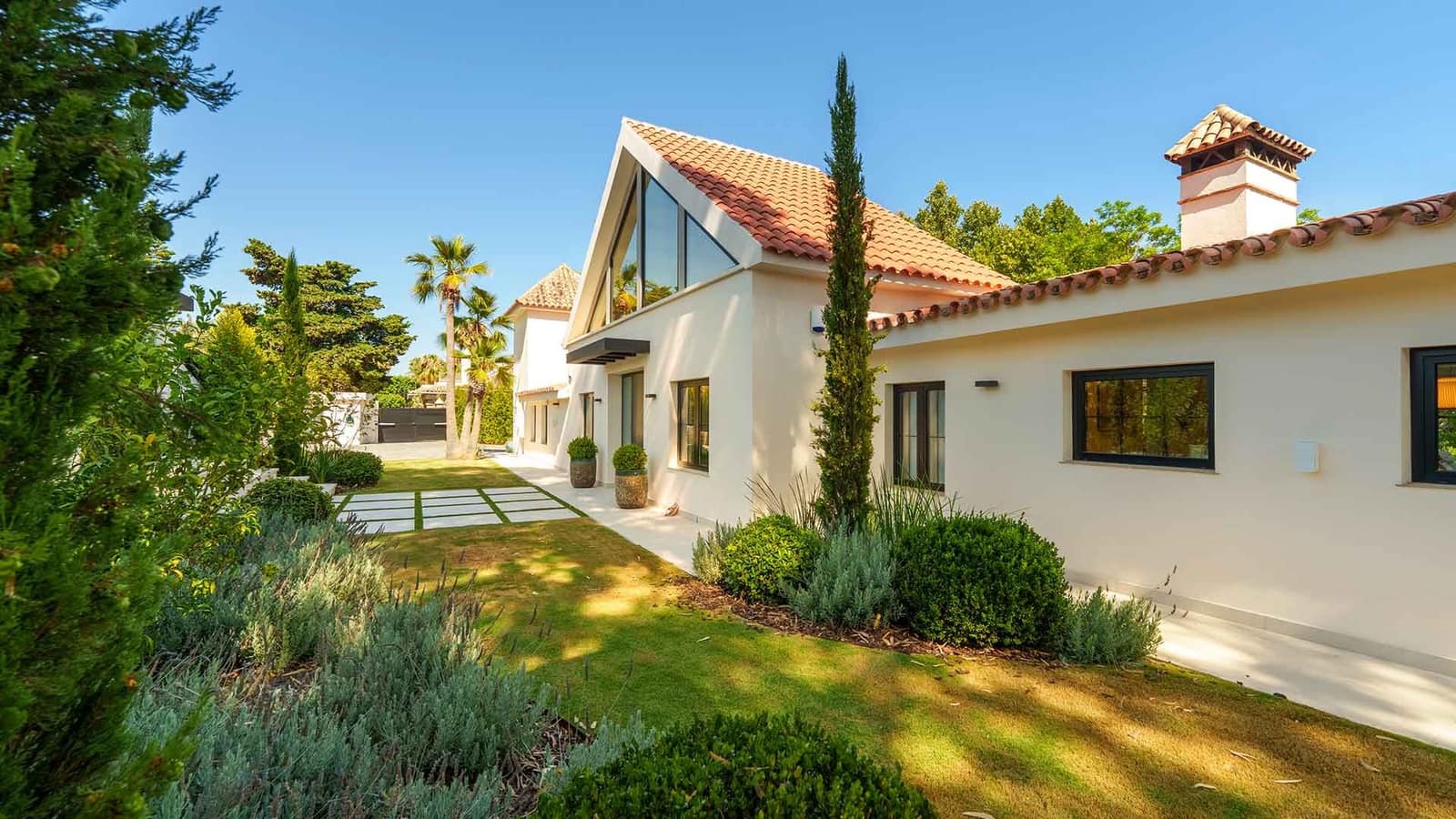 5 sypialnia Willa na sprzedaż w San Pedro de Alcantara z basenem - 6 500 000 € (Ref: 9174596)