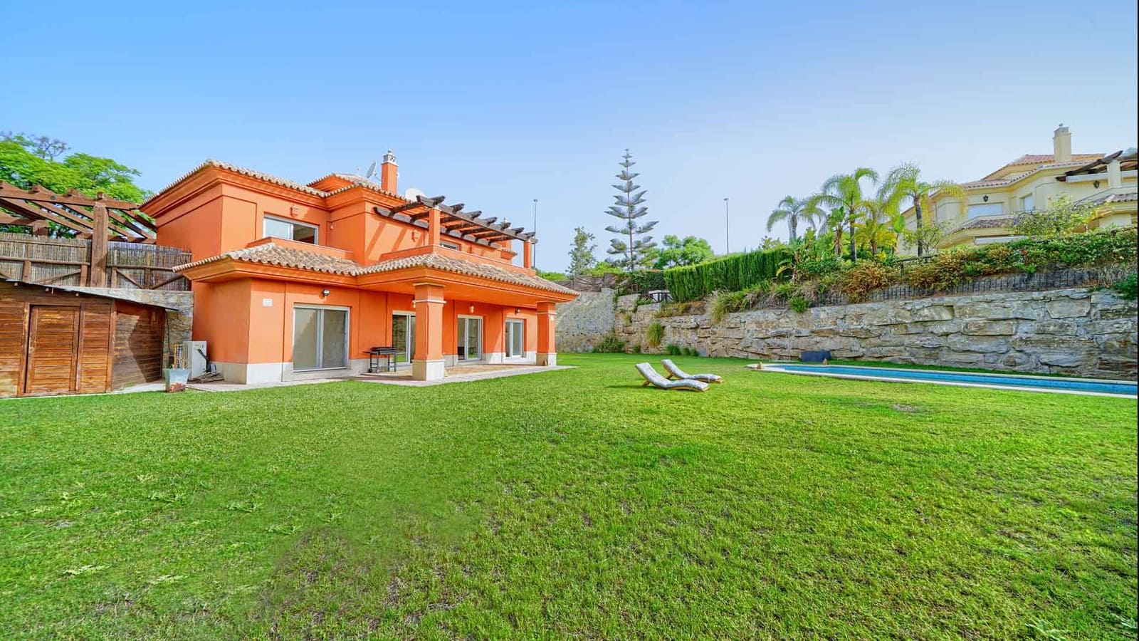4 soveværelse Villa til salg i Marbella med swimmingpool - € 1.700.000 (Ref: 9181125)