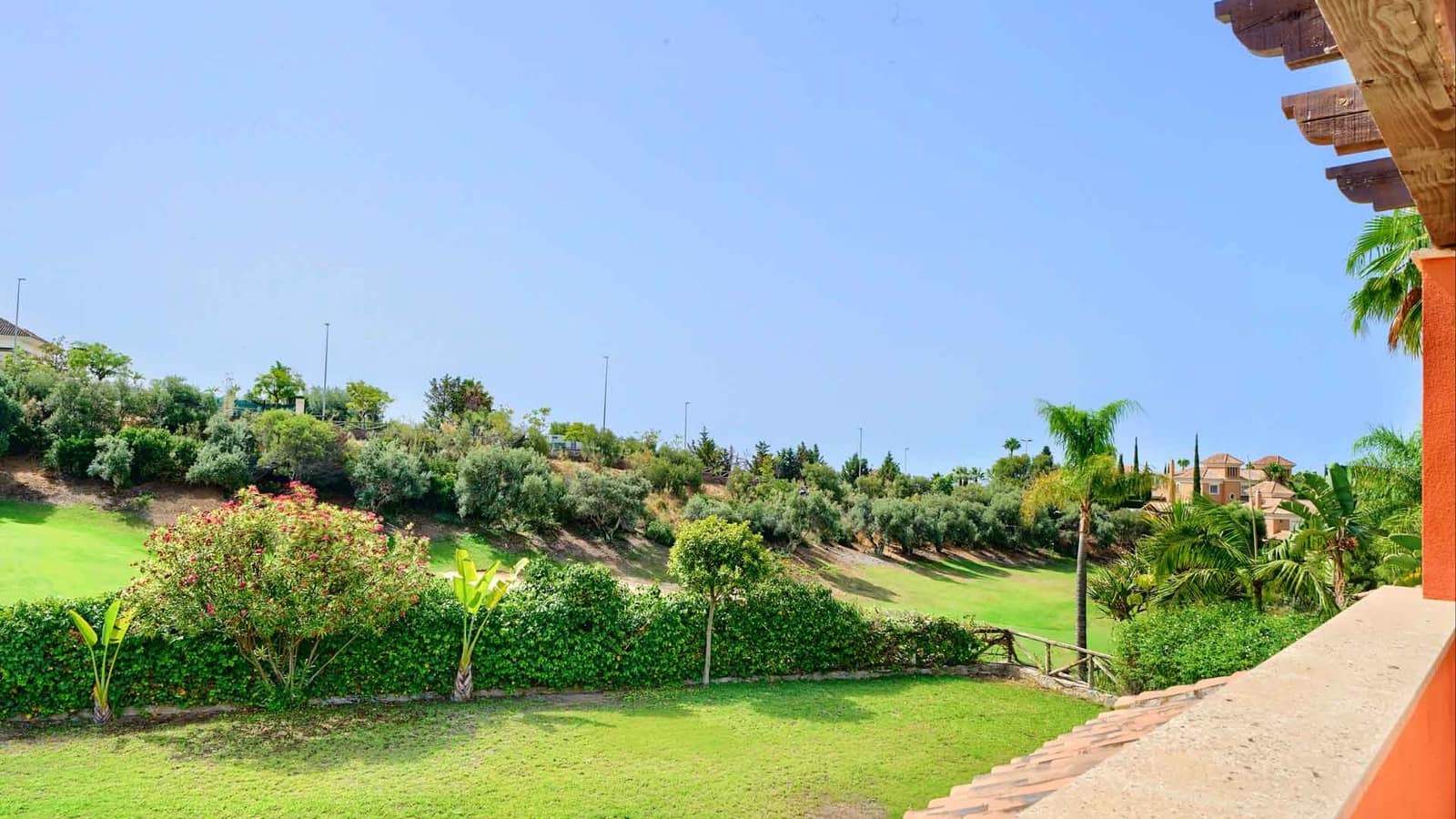 4 soveværelse Villa til salg i Marbella med swimmingpool - € 1.700.000 (Ref: 9181125)