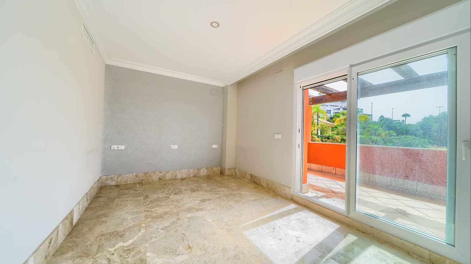 4 soveværelse Villa til salg i Marbella med swimmingpool - € 1.700.000 (Ref: 9181125)